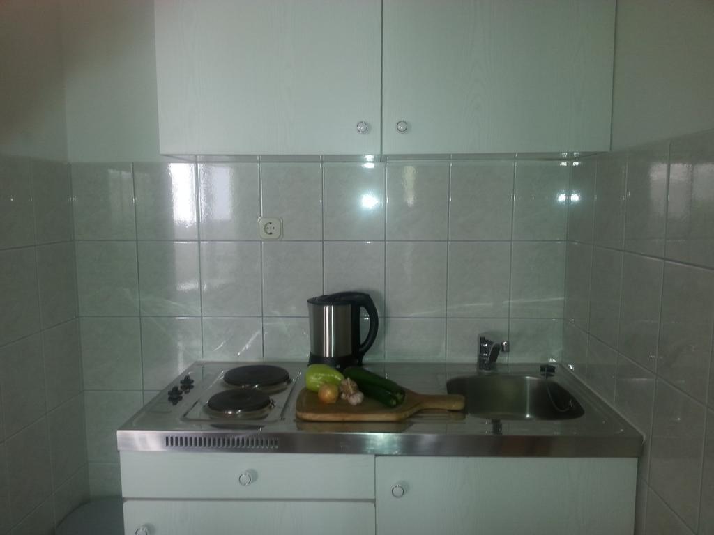 Apartments Dalmacija Podstrana Room photo