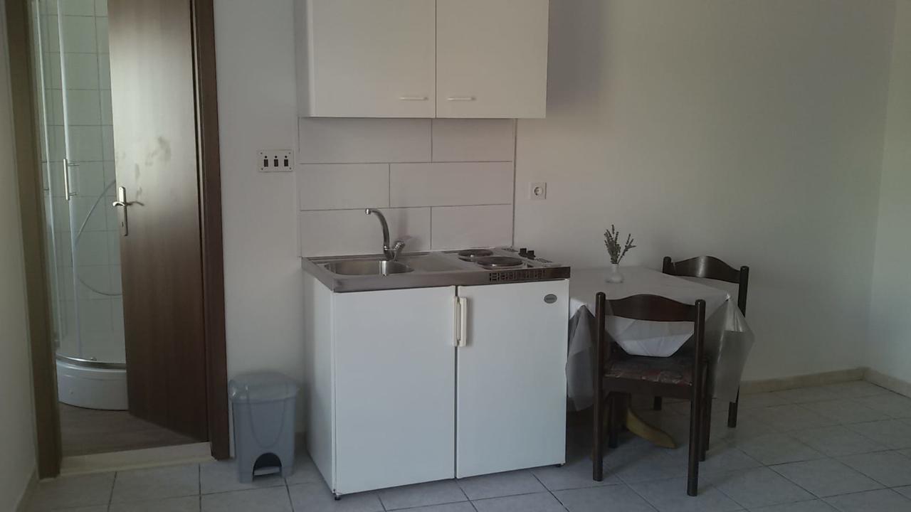 Apartments Dalmacija Podstrana Exterior photo